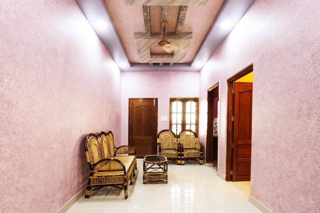 Vls Holiday Home Kanyakumari Esterno foto