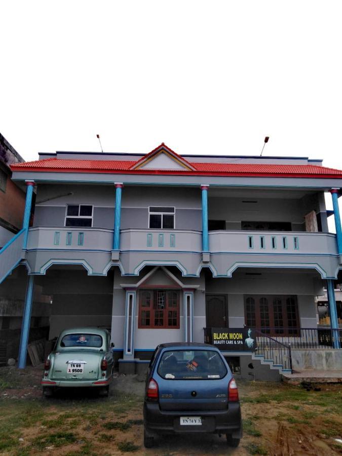 Vls Holiday Home Kanyakumari Esterno foto
