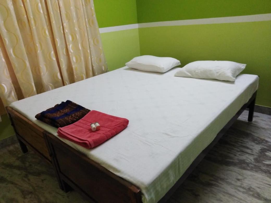 Vls Holiday Home Kanyakumari Esterno foto